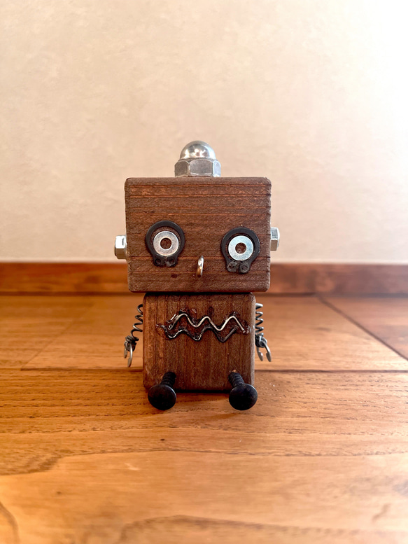 世界に一つだけのN ROBO/手作りロボット/木製ロボット/廃材/飾り/置物/インダストリアル/アンティーク/木工/人形 4枚目の画像