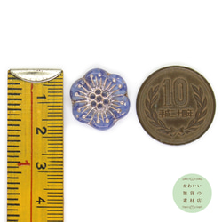 18mm チェコビーズ プレス ワイルドローズ 半透明ペールブルー＆シルバー（フラワー／花）2個セット#BCZ-0152 4枚目の画像