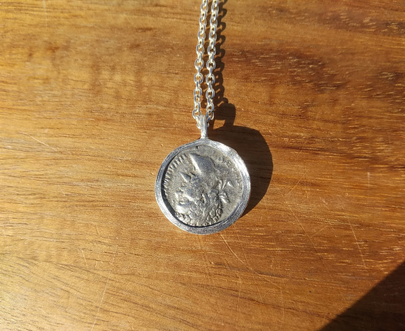 太陽神/西暦197年の古代ローマ銀貨/アンティーク・デナリウス銀貨 6枚目の画像
