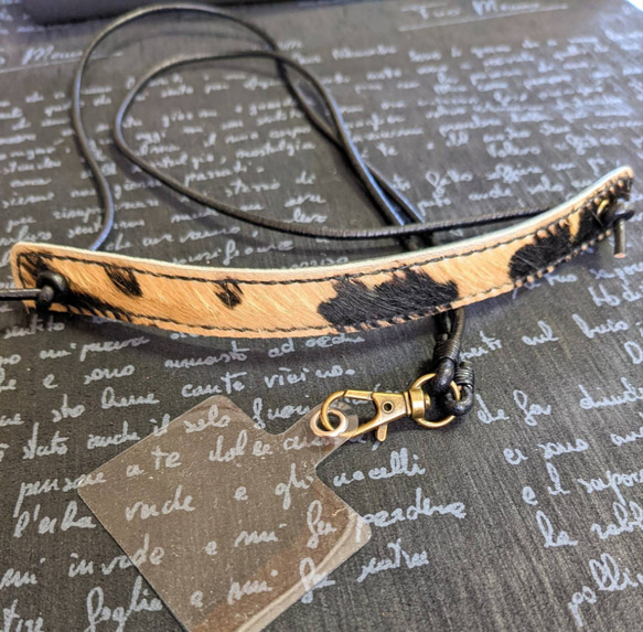 試作品＊カウ柄ハラコと本革丸紐のスマホショルダー ストラップ  