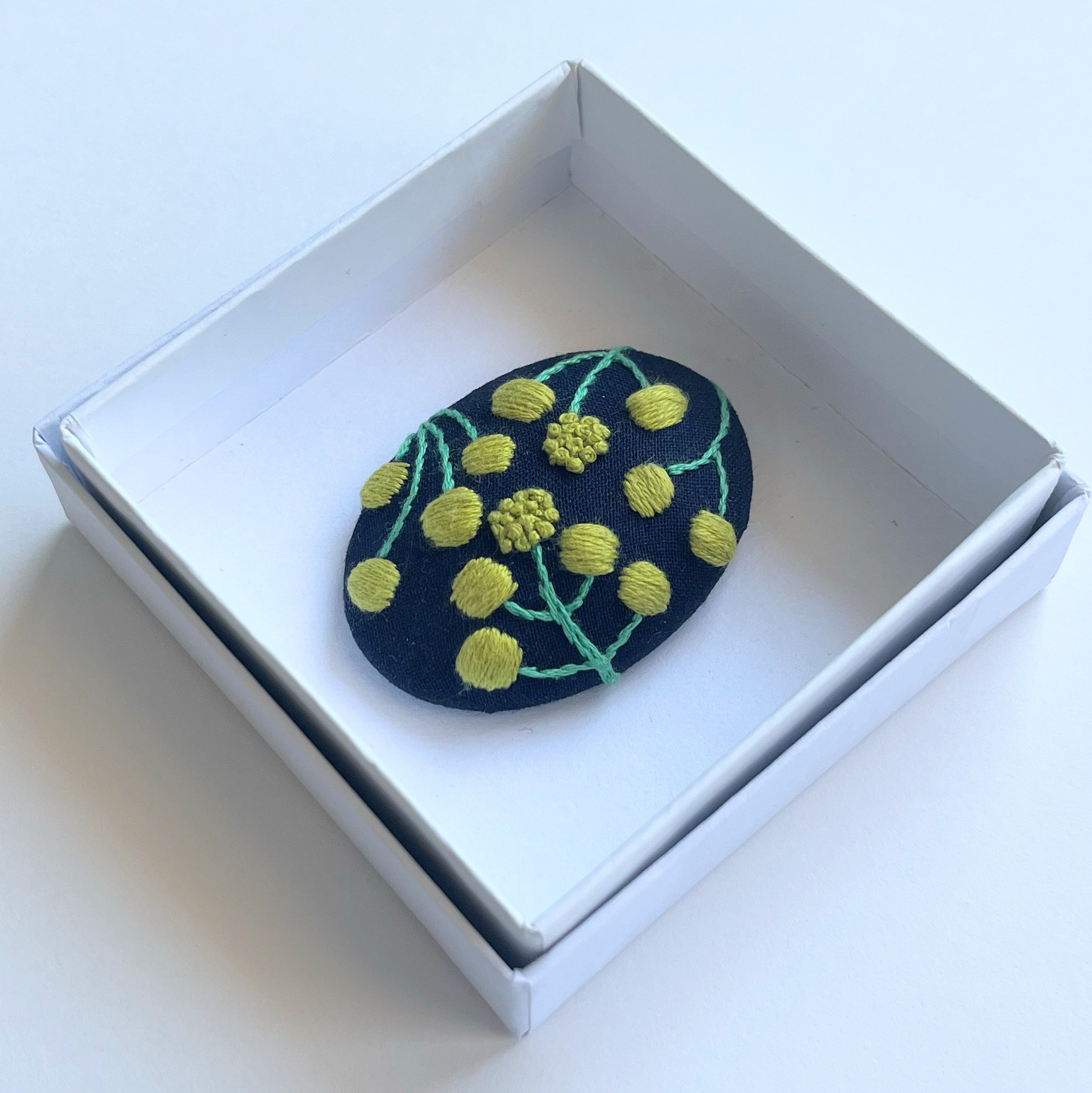 ミモザの刺繍ブローチ【Botanical】#234