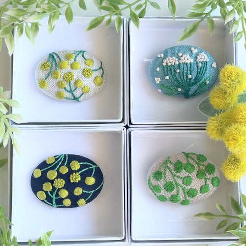 ミモザの刺繍ブローチ【Botanical】#234 ブローチ j.couture 通販