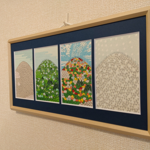里山の四季 手刷りシルクスクリーン版画 横型額装品 マット紺色