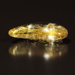 【黄金色の金針がカッコいい】一点物 ゴールドルチル 勾玉 Ｍｒ１２６ 力が宿る天然石 水晶のお守り効果 合格祈願 ギフト 7枚目の画像