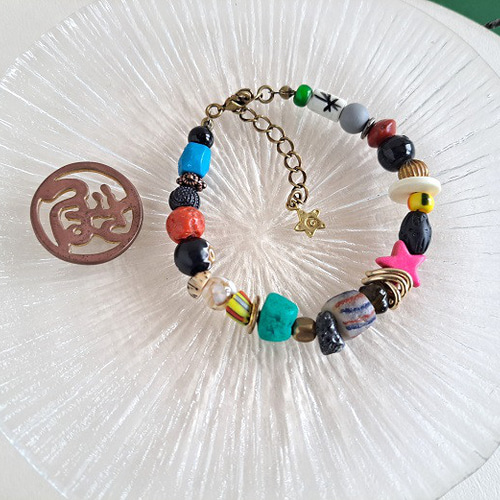 カラフルビーズのブレスレット ブレスレット Tsubasa KATOU 通販