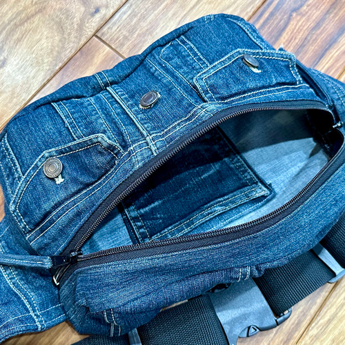 デニムリメイク☆ボディバッグ ボディーバッグ☆トートバッグ マザーズ