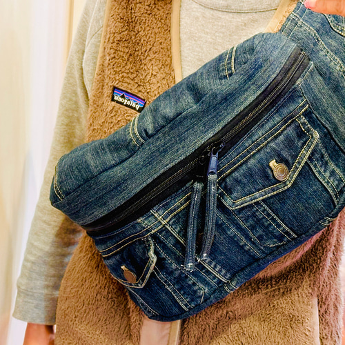 デニムリメイク☆ボディバッグ ボディーバッグ☆トートバッグ マザーズ