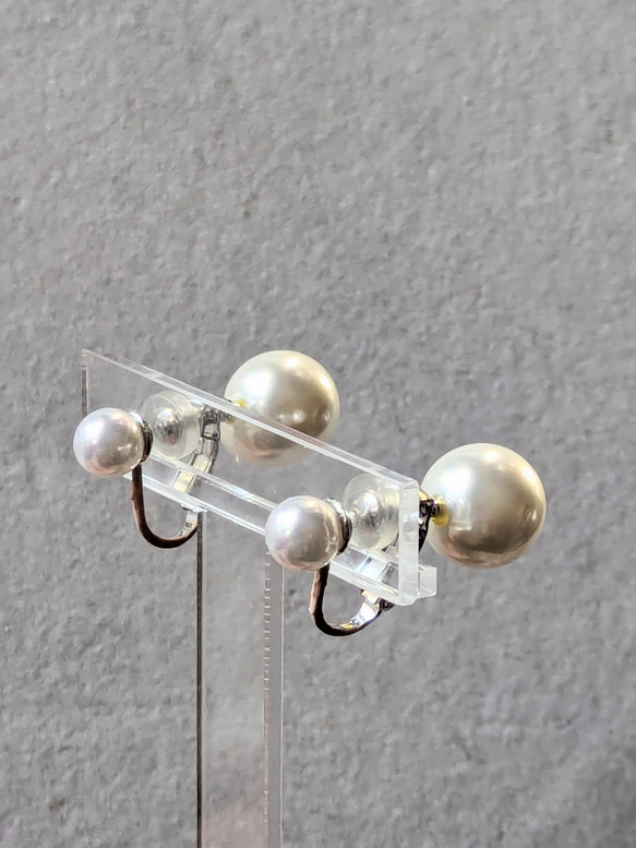 「ＳＵＺＵＮＥ」W pearl earrings. 4枚目の画像