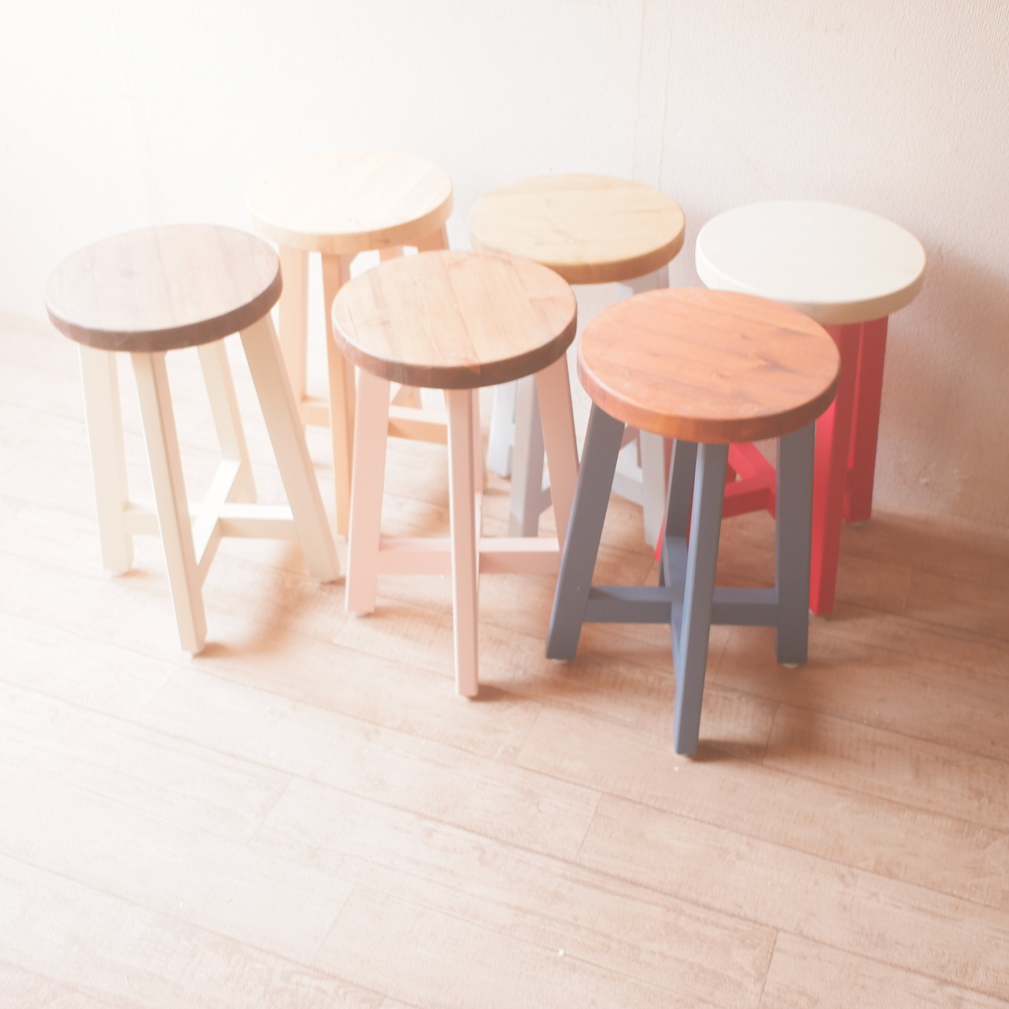 【在庫有】木製キッチンスツール　座面と脚が６０通りの組み合わせから選べる　トールタイプ