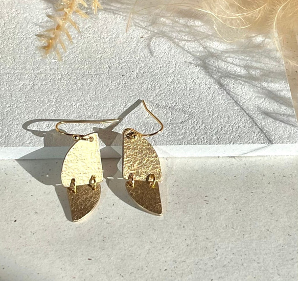 〝光彩〟真鍮アクセサリー 1枚目の画像