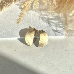 〝半月〟真鍮アクセサリー 4枚目の画像