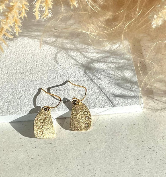 〝陽光〟真鍮アクセサリー 1枚目の画像