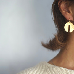 〝日影〟真鍮アクセサリー 5枚目の画像