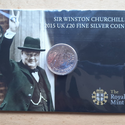 英国 イギリス ￡20 ポンド 銀貨 999ag 15.71g 27mm ウィンストン チャーチル デザイン 2015年 1枚目の画像