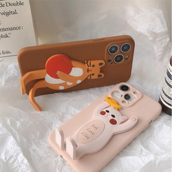 スマホケース　iPhoneケース　携帯ケース　保護カバー　折りたたみ可能なスタンド　猫のデザイン　面白い　かわいい 2枚目の画像