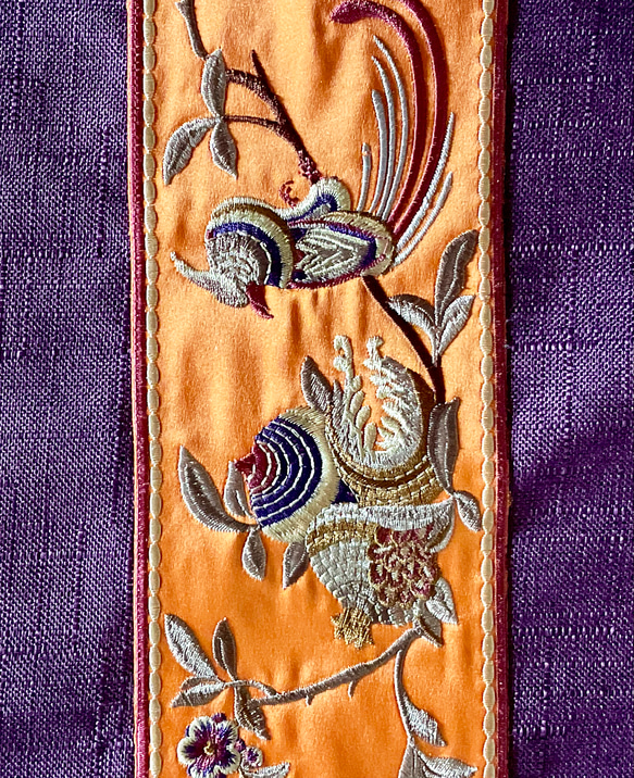 刺繍ブレードのクッションカバー（ザクロと鳥） 4枚目の画像