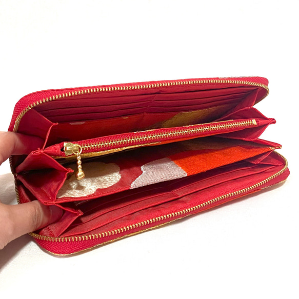 【大容量】obi長財布　「赤×椿」　帯/シルク/ファスナー 9枚目の画像