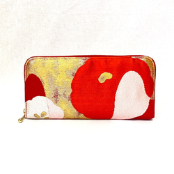【大容量】obi長財布　「赤×椿」　帯/シルク/ファスナー 2枚目の画像