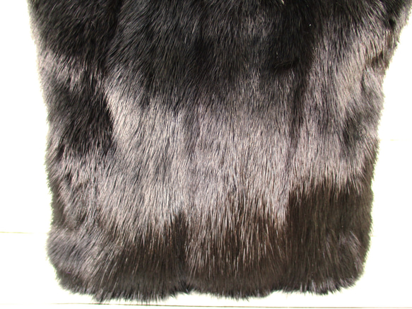 genuine fur リアルミンクファー サコッシュ or スマホホルダー 3枚目の画像