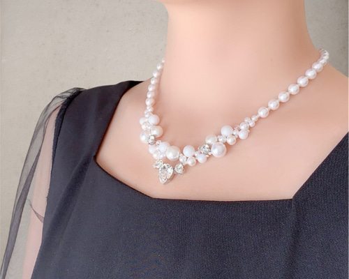 レディースネックレス　雫型　パールネックレス　結婚式 ホワイト/輝く雫クリスタルパールネックレス＜結婚式 七五三
