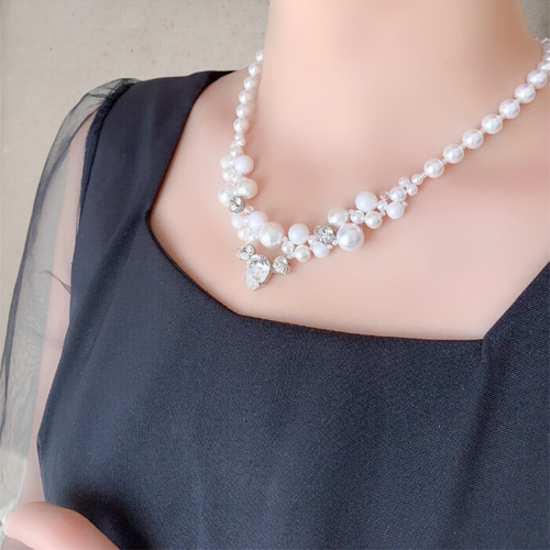 ホワイト/輝く雫クリスタルパールネックレス＜結婚式 七五三 卒業式
