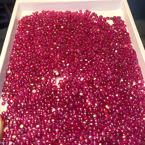 天然石 ルース 卸売 ルビー（Ruby） ラウンドカボション 4mm rub-rc