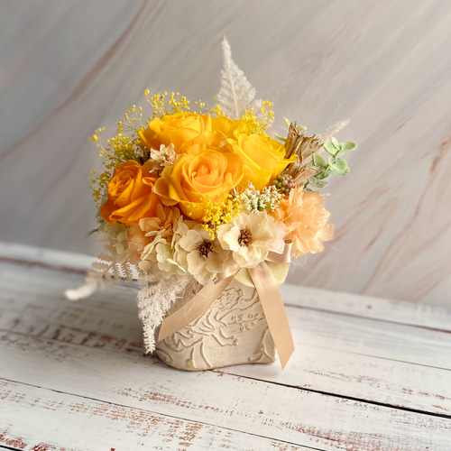 プリザーブドフラワーアレンジ ビタミンカラー ゴールドデザインベース