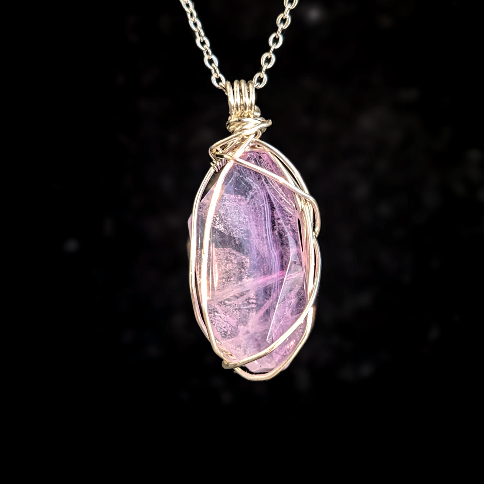 『夢幻樹の雫』フローライト手磨き原石のネックレス/虹