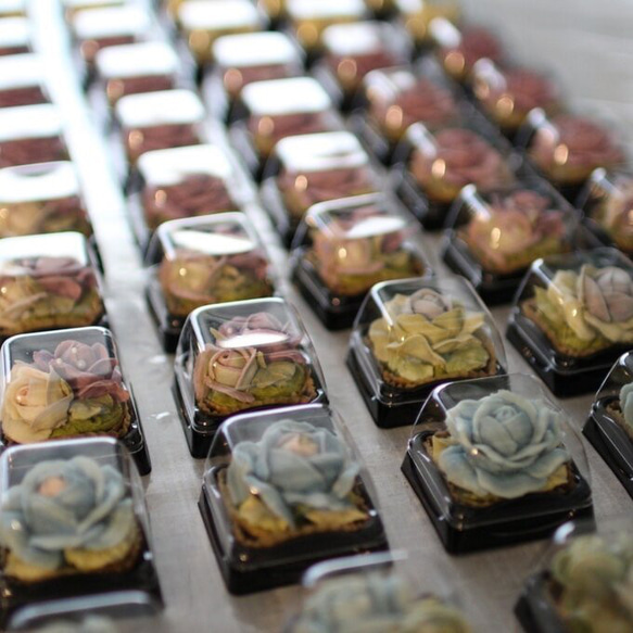 (風呂敷ラッピング)あんフラワークッキー(全部バラ)9個入り お歳暮 あんこのお花！ 6枚目の画像