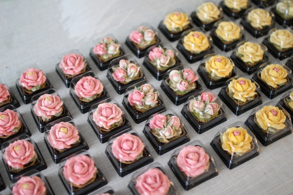 (風呂敷ラッピング)あんフラワークッキー(全部バラ)9個入り お歳暮 あんこのお花！ 9枚目の画像