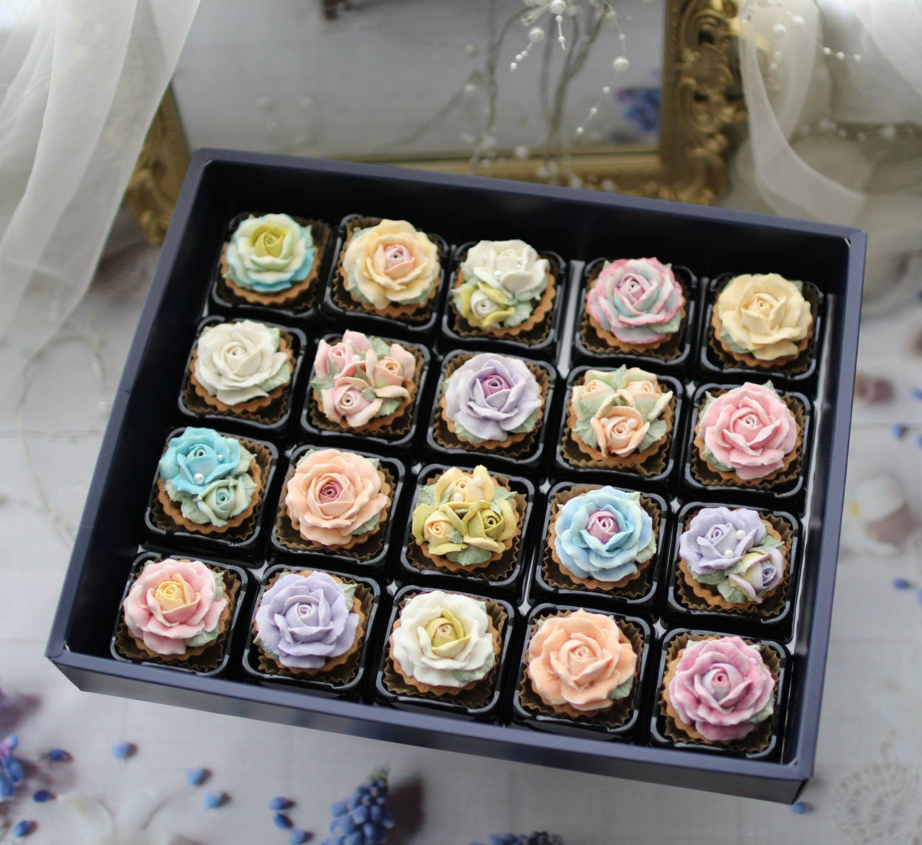 (風呂敷ラッピング)あんフラワークッキー(全部バラ)20個入り  お歳暮　あんこのお花‼