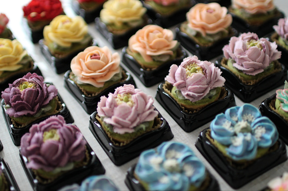 (風呂敷ラッピング)あんフラワークッキー15個入り お歳暮 食べられるお花！あんこのお花！ 13枚目の画像