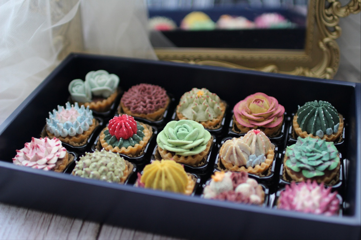 (風呂敷ラッピング)多肉植物クッキー15個入り  お歳暮 食べられる多肉植物！あんこの多肉植物！