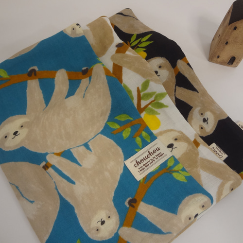 大きめ*ナマケモノ*やわらかガーゼハンカチ3枚セット ハンカチ  