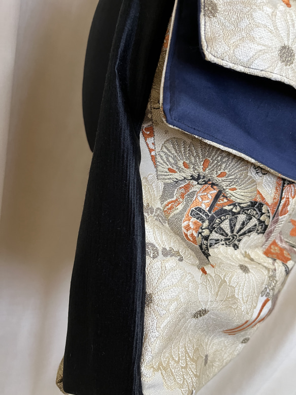 帯リメイク ショルダーバッグ 正絹　アンティーク　御所車　着物リメイク　 4枚目の画像