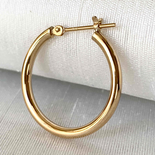 地金＊18金【2×25mm 定番フープピアス】イエローゴールド 刻印入