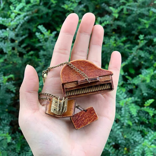 専用！！！ピアノ　キーホルダー(ハンドメイド) イタリア製レザー使用】ピアノの手縫い本革キーホルダー - bonokole