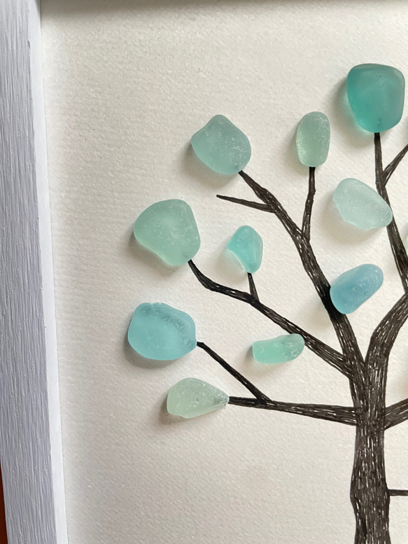 シーグラス　シマエナガ　ツリー　木に止まる鳥　シーグラスアート　インテリア雑貨　ガラス　海　置物　壁掛け 4枚目の画像