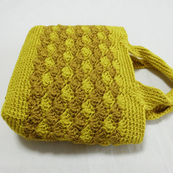 ちょっとお買い物！手編みミニトートバッグ 　小麦色濃淡　松編み　 2枚目の画像