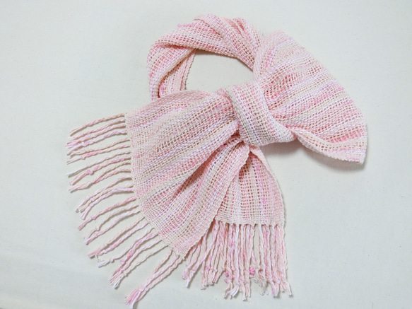 桜色の手織りコットンストール 1枚目の画像