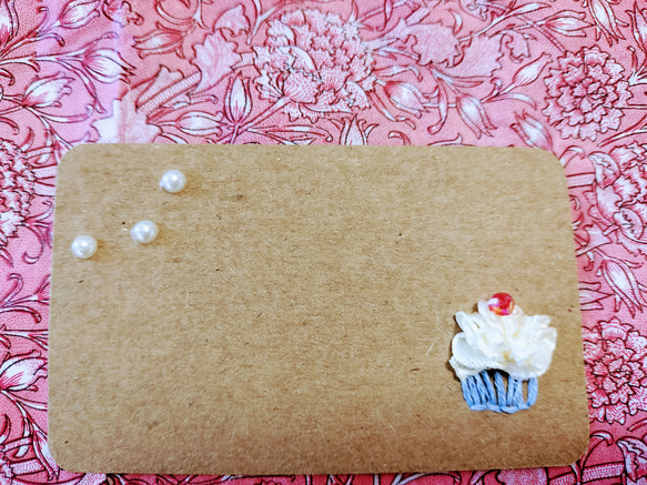 【ミニカード·カップケーキ】紙刺繍メッセージカードミニ　　5枚セット 3枚目の画像