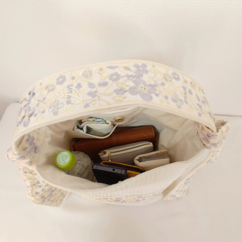 図書バッグ✖️3 ヌビ　リボン刺繍　リボンキルト　ハートキルト 楽天市場】リボン 刺繍（レッスンバッグ・トートバッグ｜バッグ