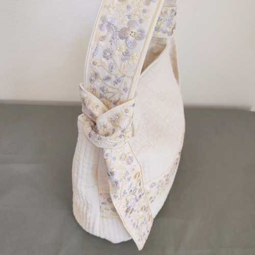 異国の組み合わせが情緒あふれる】韓国ヌビ×インド刺繍リボン たっぷり