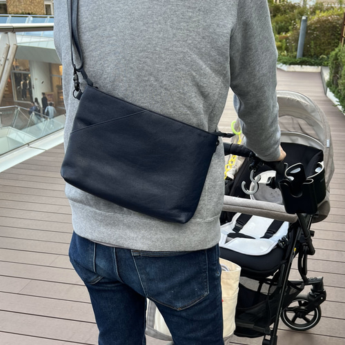 サコッシュ ブラック 《レザー、ショルダー、スマホ、お手軽価格
