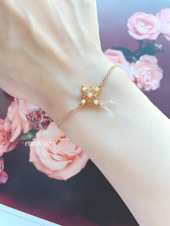 Crystal Of Snow Drop Bracelet 1枚目の画像