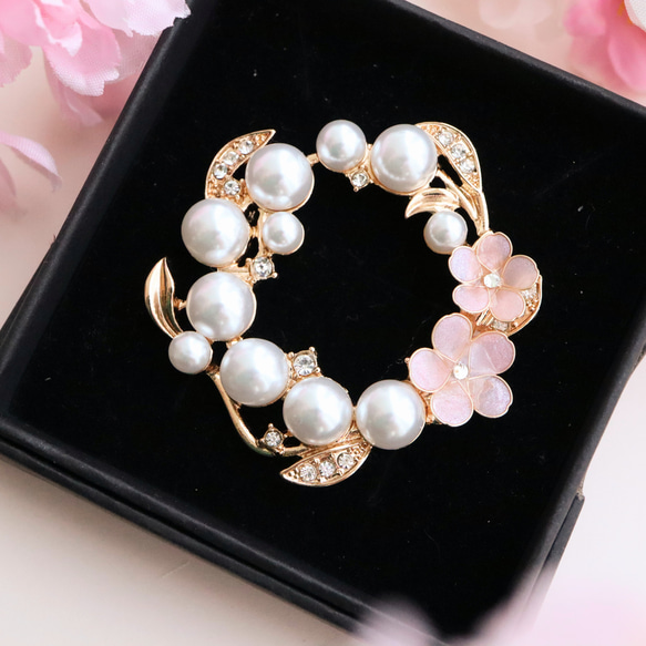 [発送2日内]桜とビジューリーフ　ブローチ[ホワイト/ピンク] 1枚目の画像