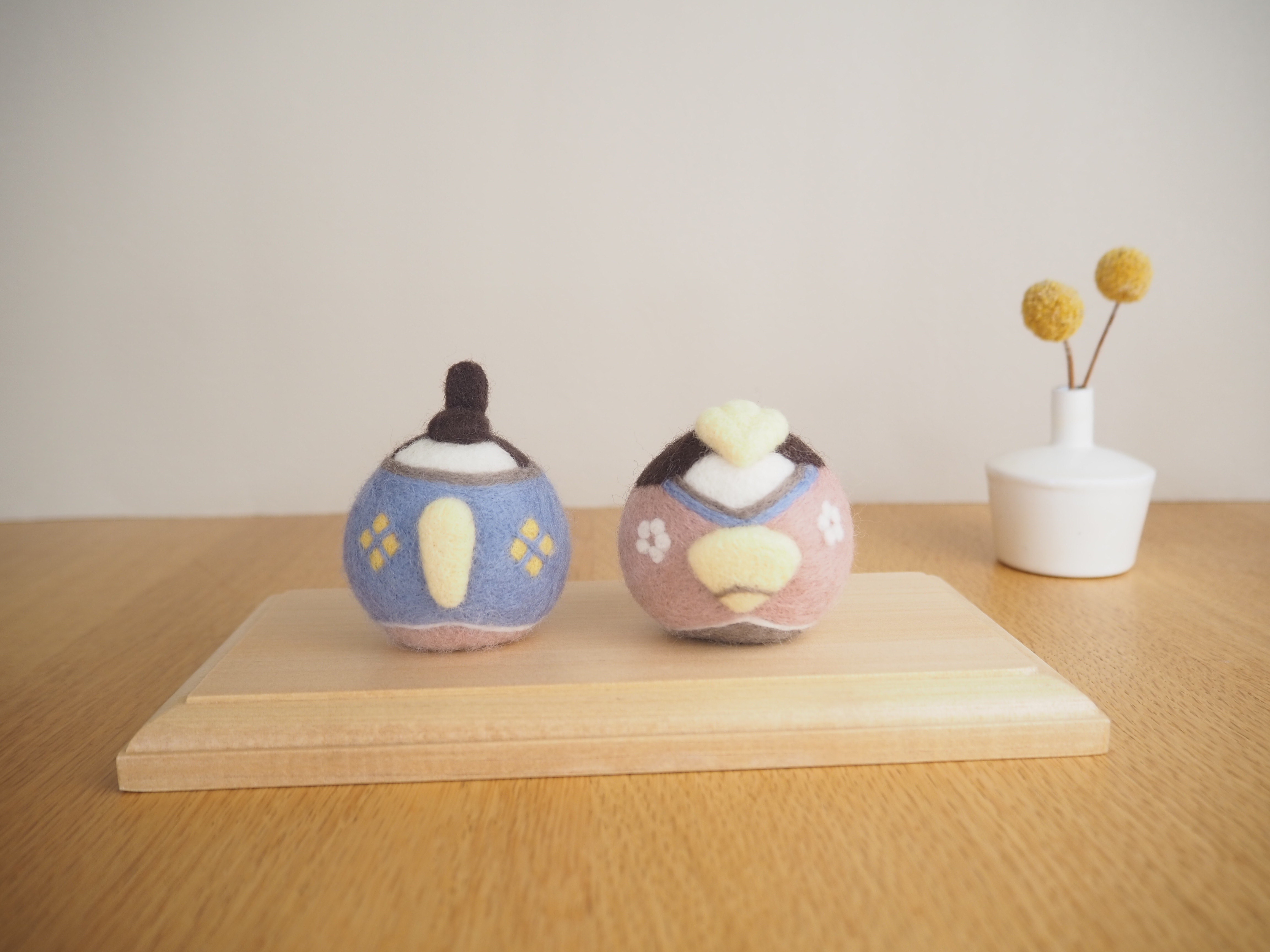 【ラスト！お見逃しなく・７日以内に発送】北欧カラーがかわいい　おひなさま　お雛様　ひな人形　羊毛フェルト
