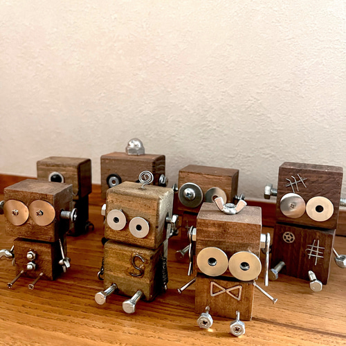 世界に一つだけのN ROBO/手作りロボット/木製ロボット/廃材/飾り/置物