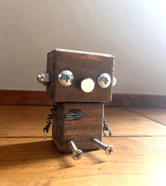 世界に一つだけのN ROBO/手作りロボット/木製ロボット/廃材/飾り/置物 