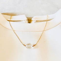 天然クリスタルのシンプルチョーカー・ネックレス　～ natural crystal necklace  ～ 1枚目の画像
